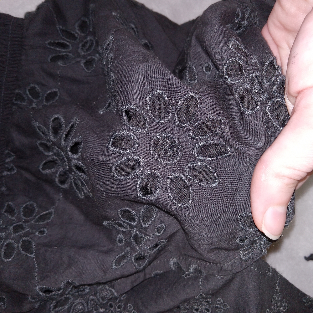 American Eagle Tiered Ruffle Smocked Eyelet Garden Party Wrap Dress Black Sz S - Picture 9 of 11